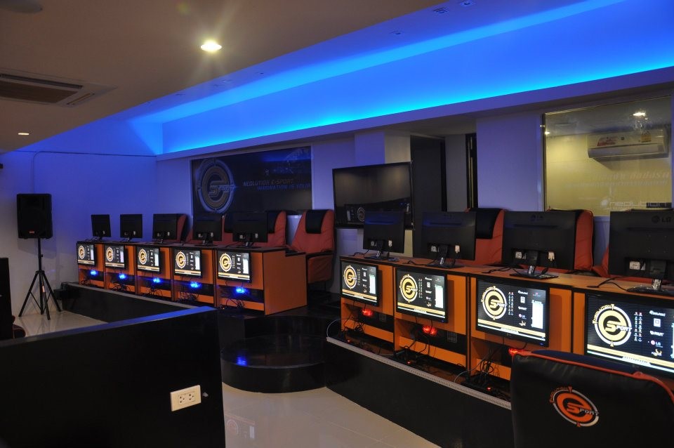 ทุกวันนี้ “ร้านเกม” ไปอยู่ไหนกันหมด? แล้วร้านเกมจะรอดอย่างไรในยุคนี้? 6 Neolution E-Sport
