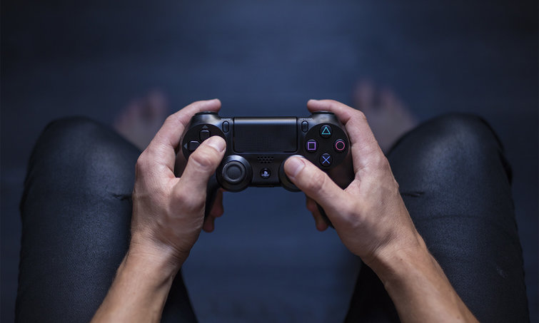 หาจอยมาเล่นเกมบนเครื่อง PC ดูอย่างไร ใช้ตัวไหนดี 5 PS4 controller 00