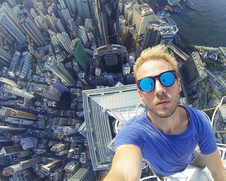 Selfie เป็นสาเหตุให้ผู้คนเสียชีวิตมากกว่า 250 ราย นับตั้งแต่ปี 2011