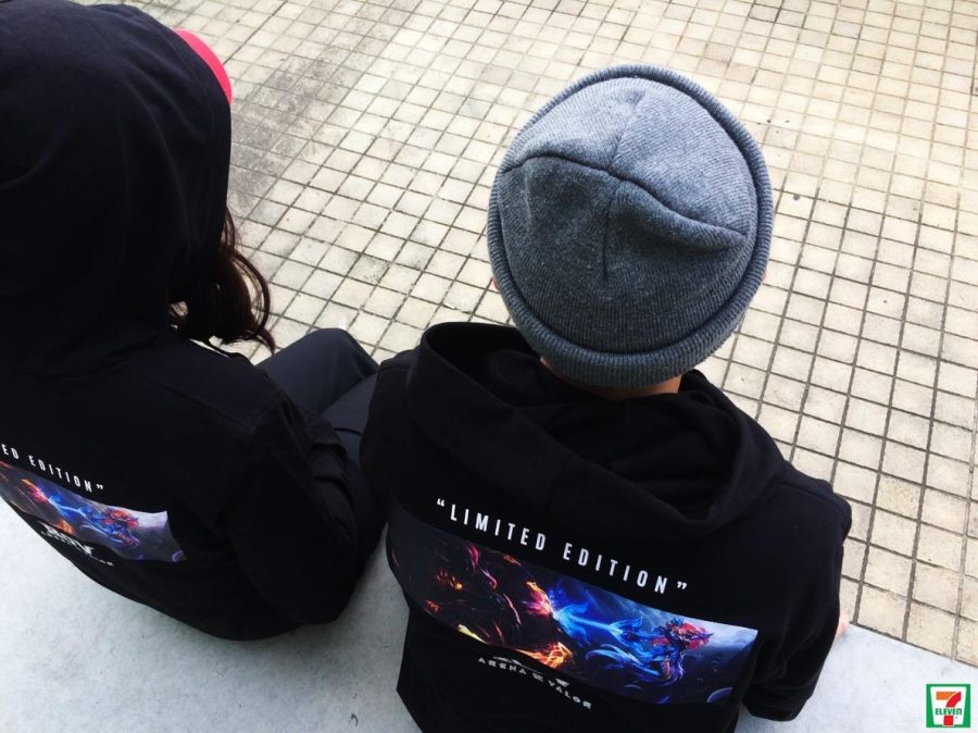 ของมันต้องมี : 7-11 เปิดจองเสื้อแจ็คเก็ตลาย RoV รุ่น Limited edition 3 46260425 1981991965171240 4741348628667301888 o