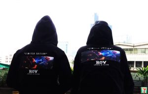 ของมันต้องมี : 7-11 เปิดจองเสื้อแจ็คเก็ตลาย RoV รุ่น Limited edition