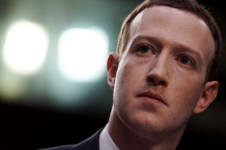 Facebook แฉรัฐบาลสหรัฐฯ ขอข้อมูลผู้ใช้งานเพื่องานราชการลับ 10 Facebook แฉรัฐบาลสหรัฐฯ ขอข้อมูลผู้ใช้งานเพื่องานราชการลับ