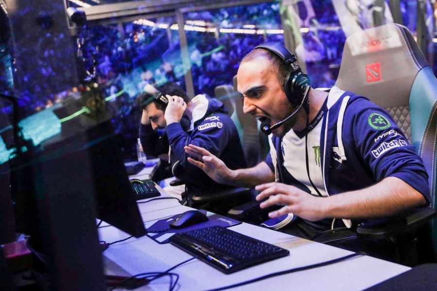 Kuroky กลายเป็นโปร Dota2 คนเเรกที่ได้เล่น Hero ครบทุกตัวในการเเข่งขันอาชีพ 3 1200px KuroKy GH TI7