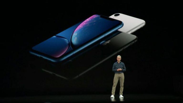Apple เริ่มทดสอบ iPhone รุ่นใหม่ กล้องหลัง 3 ตัว พร้อมพอร์ท USB-C 2 Apple เริ่มทดสอบ iPhone รุ่นใหม่ กล้องหลัง 3 ตัว พร้อมพอร์ท USB-C