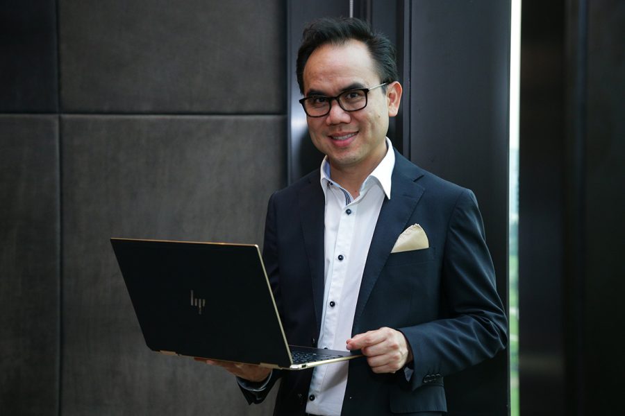 เผยโฉม HP Spectre x360 ในรูปแบบ Convertible PC รุ่นล่าสุด เฉียบทุกรายละเอียด สะกดทุกสายตา ประสิทธิภาพเกินความคาดหมาย 3 HP