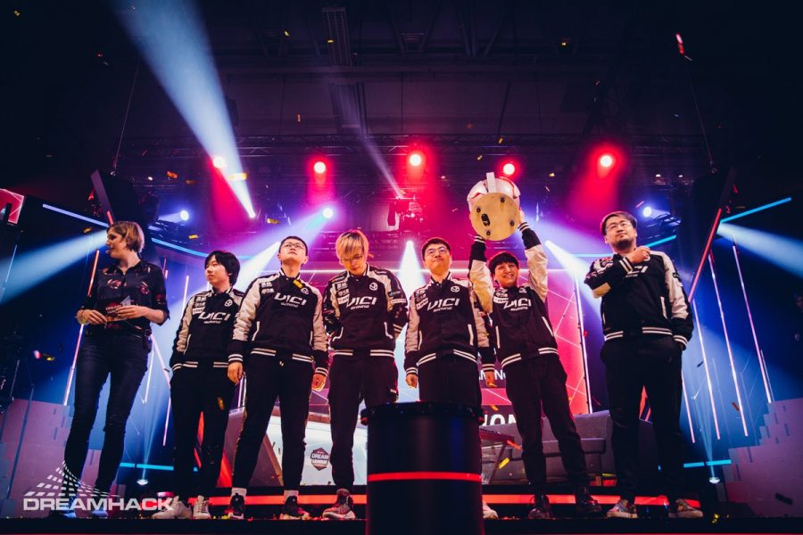 Vici Gaming ชนะ Virtus.pro ไปแบบสุดมันส์ 3-2 คว้าเเชมป์ DreamLeague Season 11 4 D2gd1hFXQAEjDd2