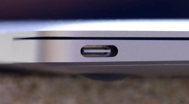 เปิดตัว USB 4.0 ส่งข้อมูลไวกว่าเก่าเป็นเท่าตัว 2 USB 4 22