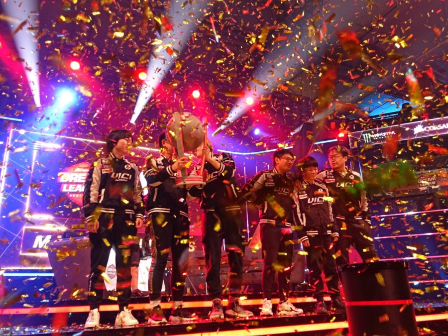Vici Gaming ชนะ Virtus.pro ไปแบบสุดมันส์ 3-2 คว้าเเชมป์ DreamLeague Season 11 2 VG1