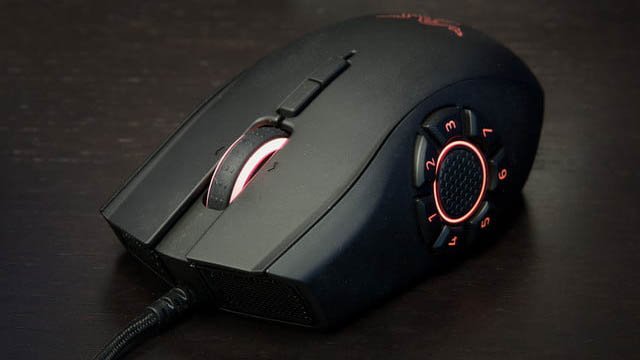 razer-naga-hex-v2-front-top-640x640