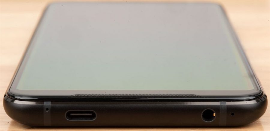 ASUS ROG Phone II Top