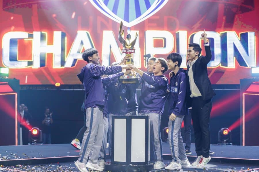 ปราสาทสายฟ้า Buriram United คว้าแชมป์ RoV Pro League Season 4 พร้อมเงินรางวัล 6,000,000 บาท ทลายอาถรรพ์แชมป์สายล่างลงได้สำเร็จ 1 5 RoV Pro League Season 4 Final