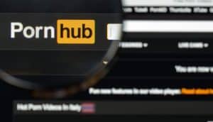 PornHub จัดโปรโมชั่นฉลอง Black Friday จ่าย 9,000 บาท ดูได้ตลอดชีวิต!