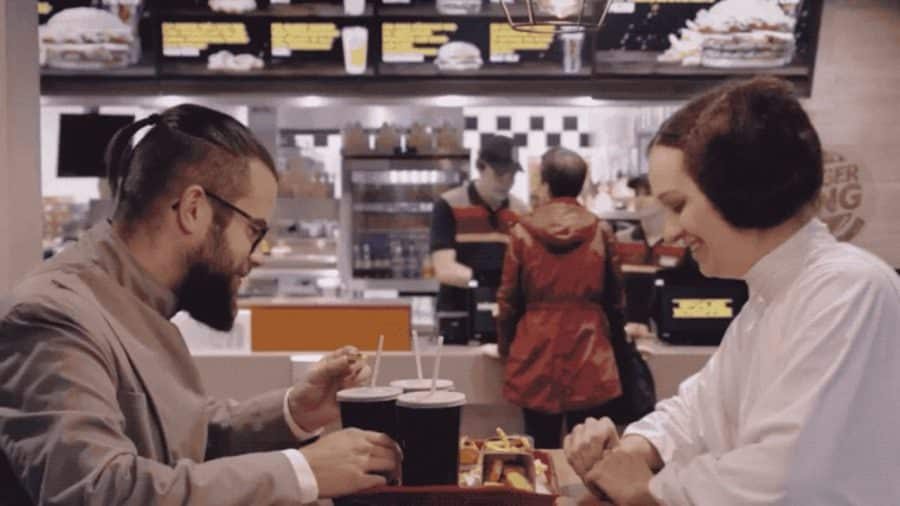 p 1 burger king offers free whoppers if you can stomach and8216star warsand8217 spoilers