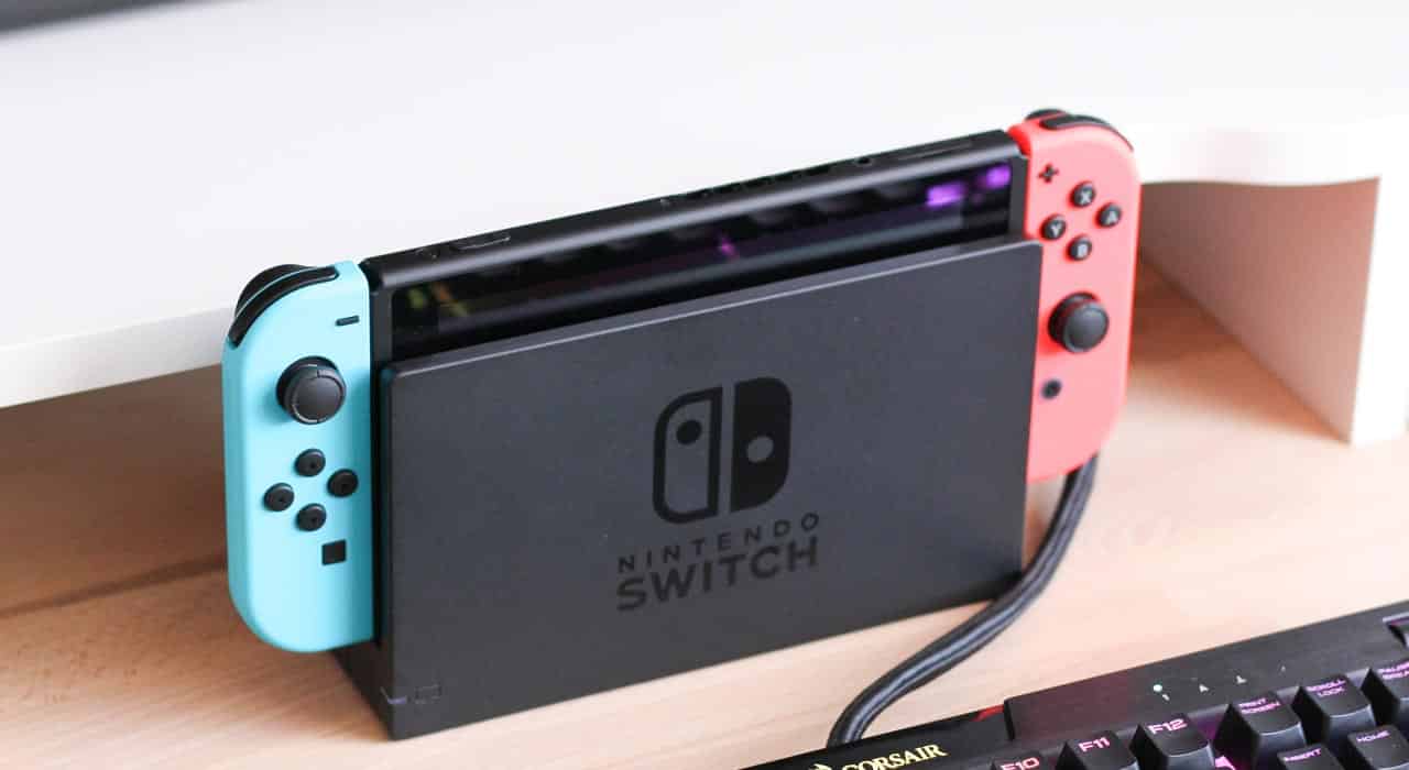 ลือ ! Qualcomm กำลังพัฒนาเครื่องเกมพกพาโดยใช้ระบบปฏิบัติการ Android และมีหน้าตาคล้าย Switch 2 Nintendo Switch 1