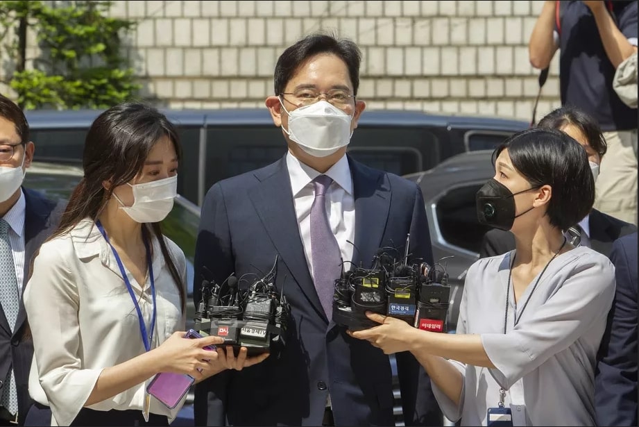 ศาลเกาหลีใต้สั่งยกฟ้องรองประธาน Samsung หลังถูกตกเป็นผู้ต้องสงสัยว่ามีส่วนร่วมในการคอร์รัปชัน 2 Lee 2