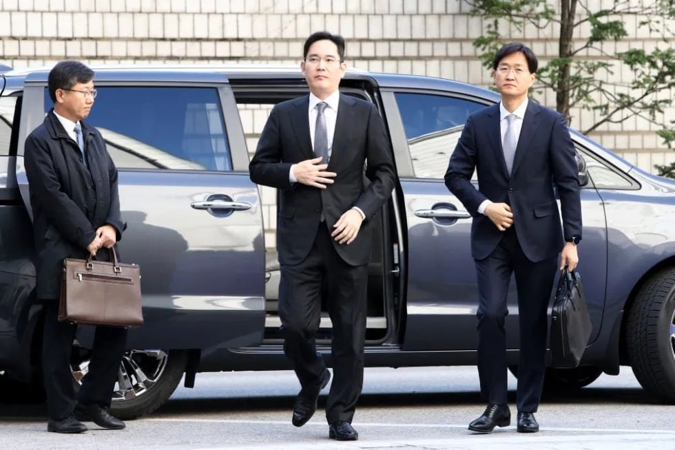 ศาลเกาหลีใต้สั่งยกฟ้องรองประธาน Samsung หลังถูกตกเป็นผู้ต้องสงสัยว่ามีส่วนร่วมในการคอร์รัปชัน 1 Lee