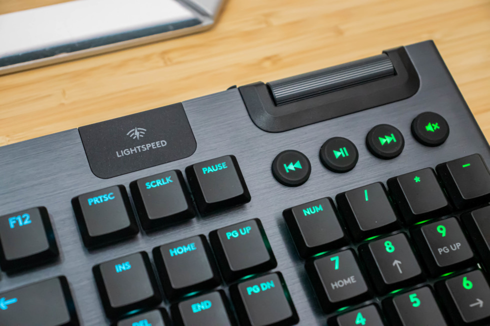 Review: Logitech G913 และ G604 คู่หูอุปกรณ์มาโคร ที่จะเปลี่ยนการเล่น RO ของคุณให้ง่ายขึ้น 6 Logitech