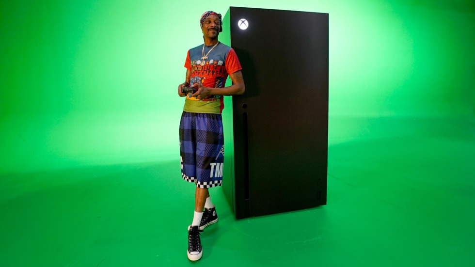 Microsoft ส่ง "ตู้เย็น XBOX Series X" ให้กับ Snoop Dogg เป็นของขวัญวันเกิด 1 xbox series x fridge