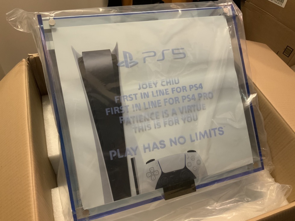 Sony มอบของขวัญ PS5 ฟรีให้ Joey Chiu ผู้ต่อคิวซื้อ PS4/Pro คนแรกของโลก 1 PlayStation 5