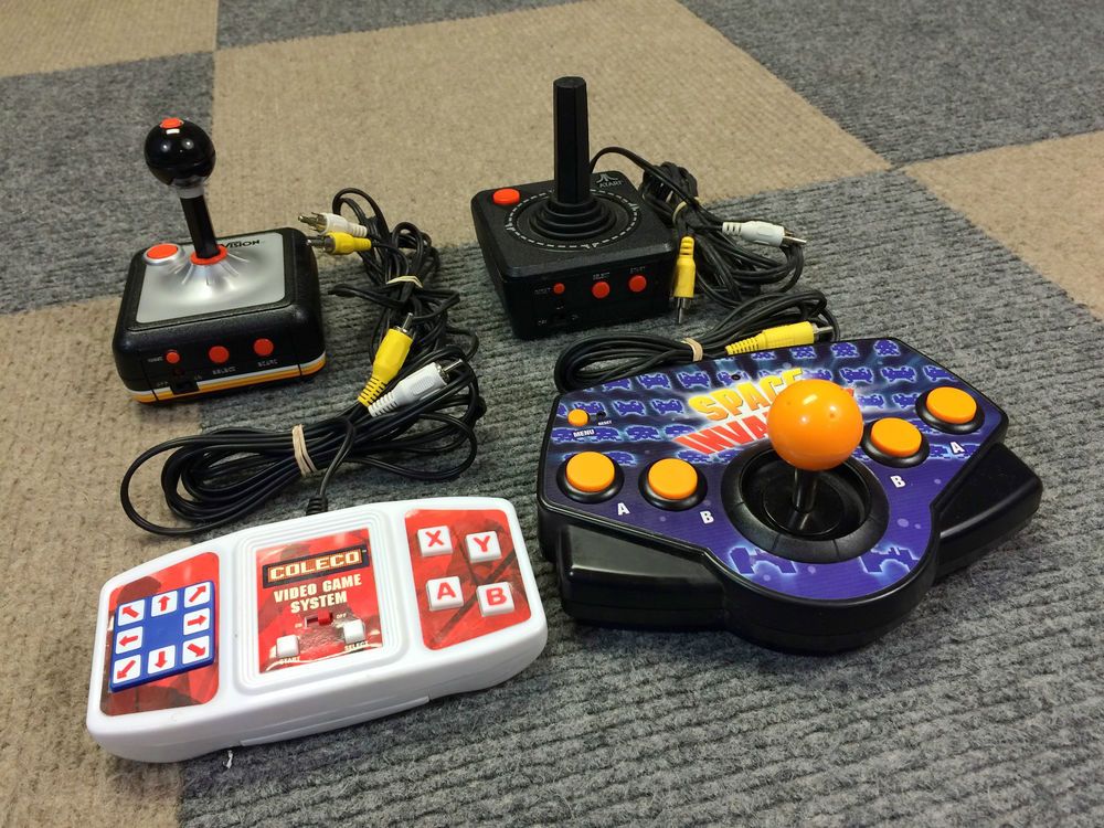 Plug & Play Game เครื่องเกมในรูปแบบจอย ที่เคยเป็นกระแสในยุค '90