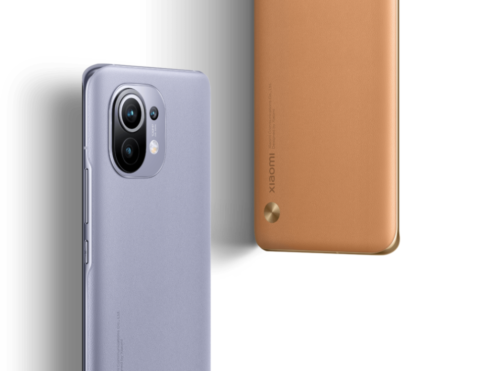 Xiaomi Mi 11 ประกาศวางขาย 2 รุ่น รุ่นไม่แถม และแถมหัวชาร์จแยกจากกล่อง แต่ขายราคาเท่ากันเริ่มต้นที่ 18,405 บาท 2 Xiaomi 3