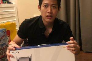 ตู่ ภพธร ช็อค เมื่อทราบราคาเครื่อง PS5 ที่ภรรยาซื้อให้เป็นของขวัญวันเกิด