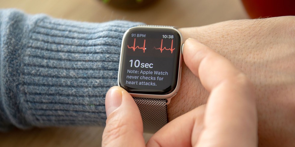 Apple Watch เตรียมเปิดตัวแอป ECG สำหรับแจ้งเตือนเมื่อจังหวะการเต้นของหัวใจไม่สม่ำเสมอ 2 Apple Watch ECG