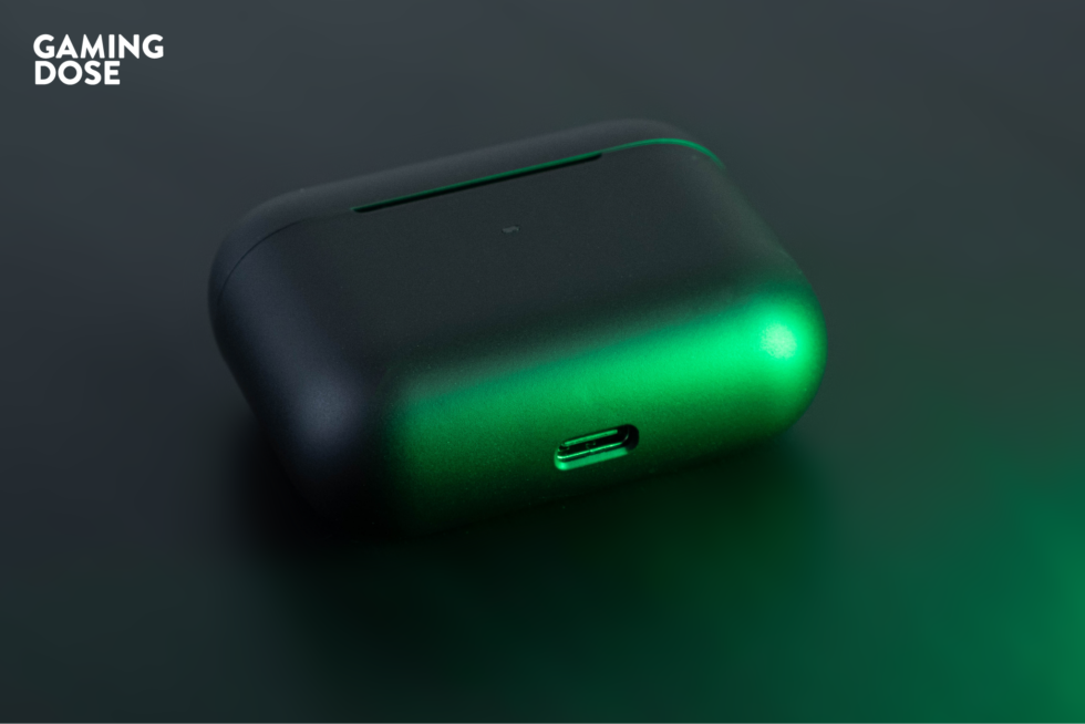 Razer Hammerhead True Wireless Pro7 copy 12