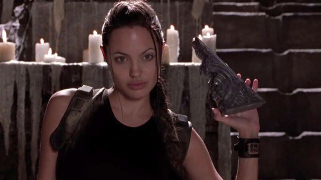 8 หนังจากเกมไปไม่ถึงฝัน โดนยกเลิกหรือชะงักก่อนเปิดตัว 8 Tomb Raider