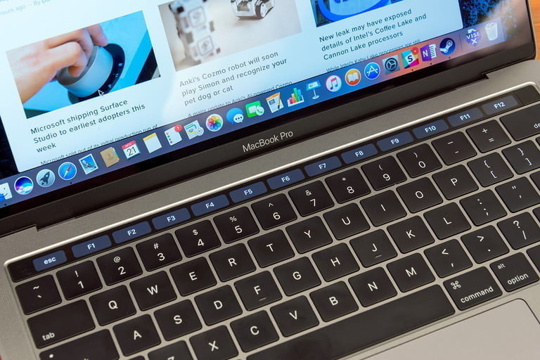 Apple โละดีไซน์ใหม่! อาจไม่ใส่ Touch Bar มาให้และเปลี่ยนเป็นปุ่มจริงใน Macbook Pro 2021