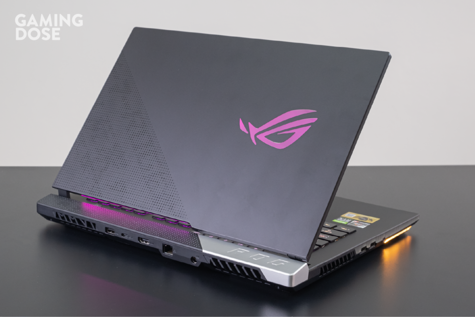 รีวิว ASUS ROG Strix Scar 15 : โน้ตบุ๊กตัวท็อป สเปกจัดเต็ม 13 Artboard 37 copy 10