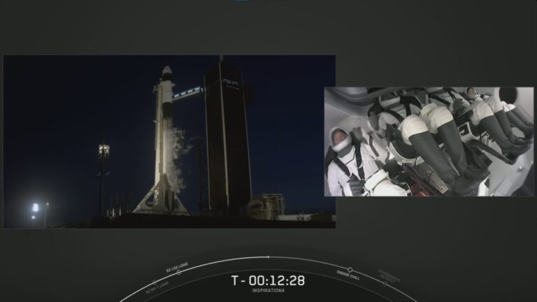SpaceX ปล่อยจรวดที่มีลูกเรือพลเรือนทั้งหมดขึ้นสู่อวกาศเป็นครั้งแรกได้สำเร็จ