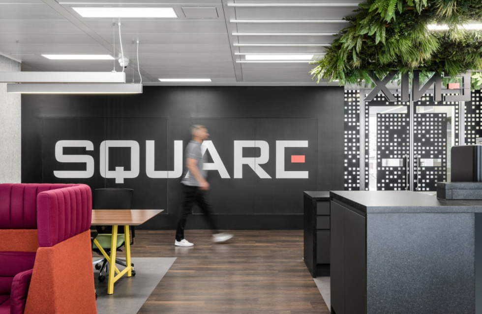 ประธาน Square Enix ประเทศญี่ปุ่นคาดการณ์ NFT และ Blockchain จะเป็นเทรนด์หลักในปีนี้ 2 square enix offices london 1 1200x782 1