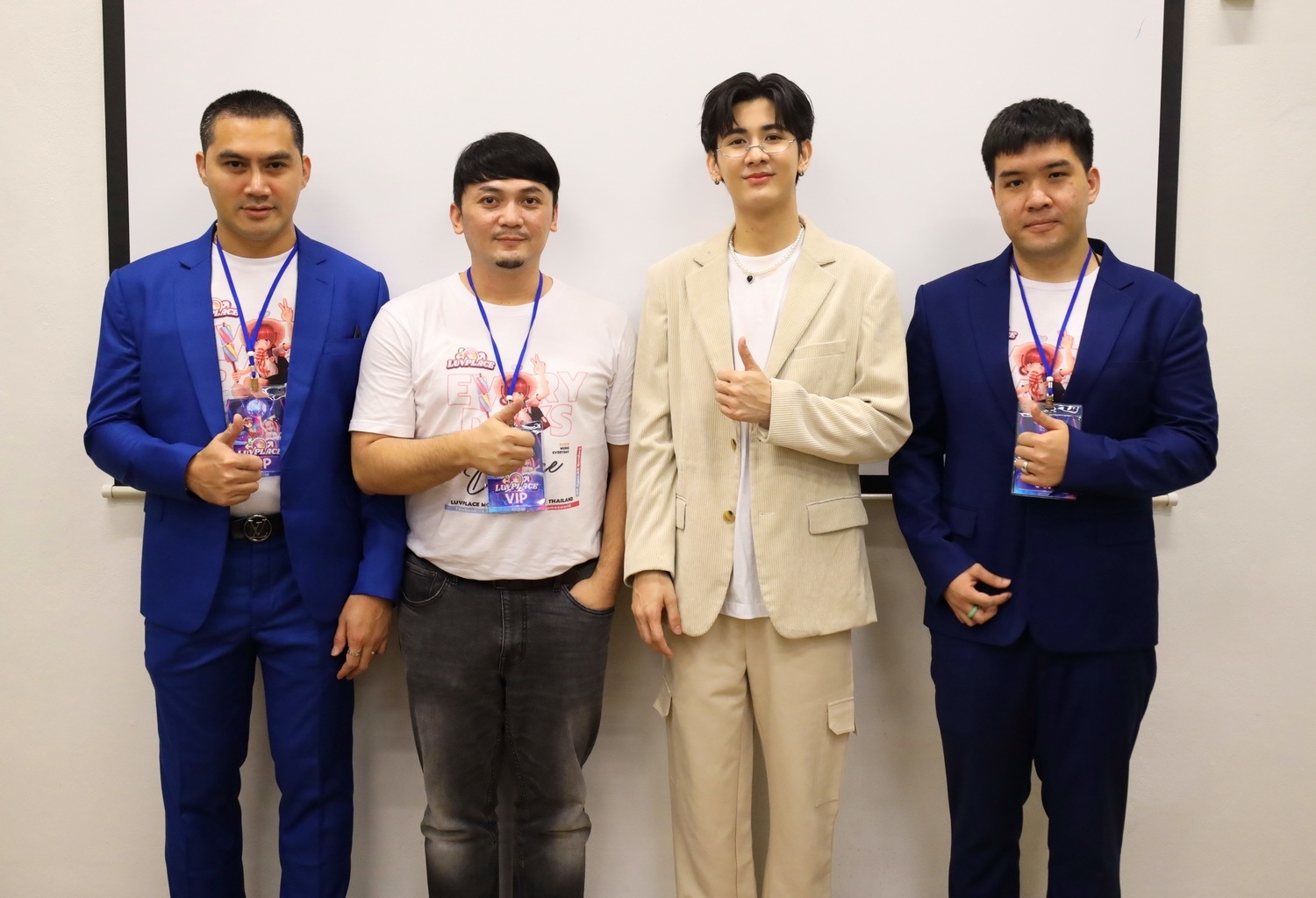 “ANT Games World” จัดงาน “LuvPlace Focus Group” เกมใหม่จากเกาหลี รวมก๊วนเพื่อนรักนักเต้น เปิดตัวในไทยครั้งแรก...ของโลก!! “บอนซ์-ณดล” พร้อม “นุช-กีตาร์ TwentyTwo22” ร่วมสร้างความสนุกสุดแฮปปี้ 3 09084265 B821 4be5 B890 91ec793bc4cd