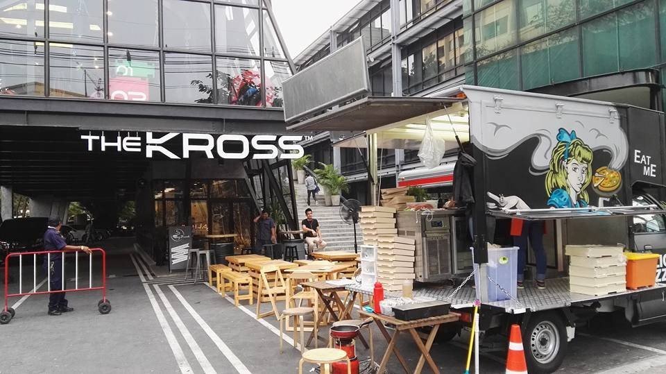 HoYo FEST 2022 กิจกรรมร้านคาเฟ่ตกแต่งธีมเกม HoYoverse กลับมาอีกครั้ง เตรียมจัดในไทยวันที่ 28 ก.ย. ถึง 9 ต.ค. นี้ 2 The Kross