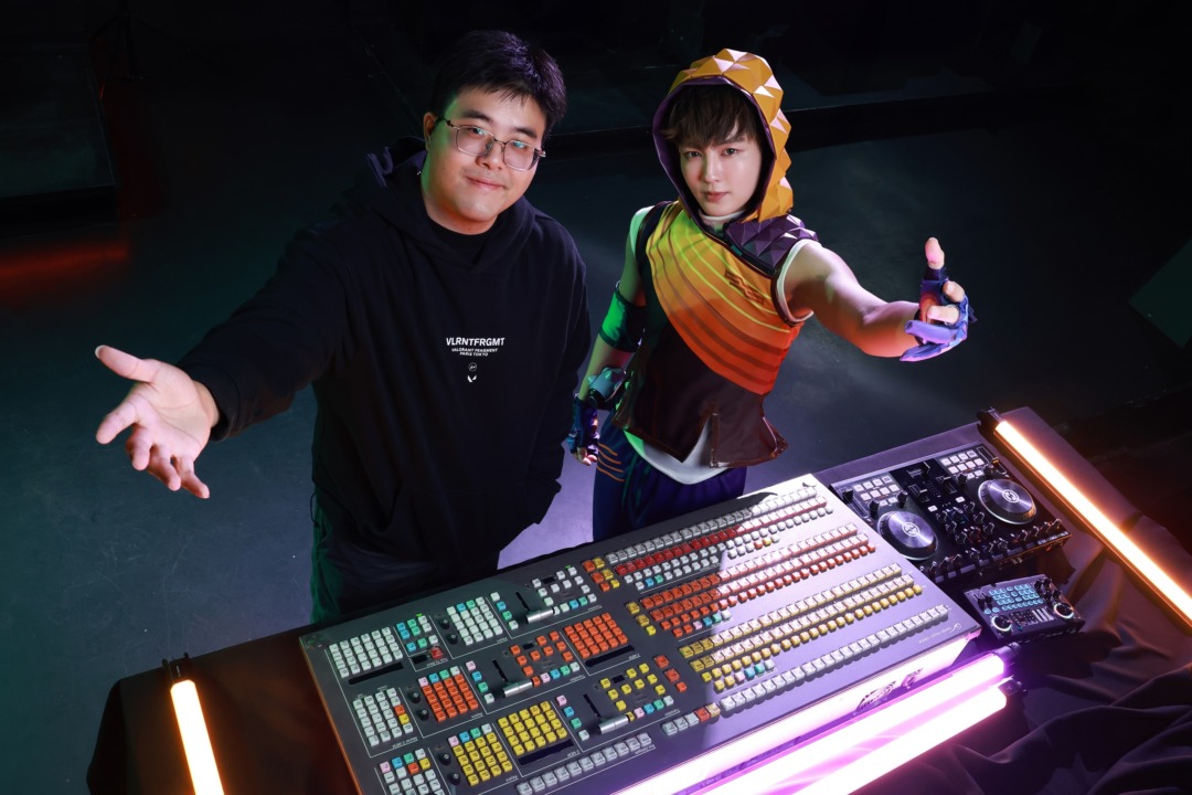 VALORANT จับมือ HEART วง BUS เปิดตัวแคมเปญ VALORANT Maha Songkran 2026 ยกระดับความมันส์ เอาใจวัยรุ่นวาโล จัดอีเวนต์ออฟไลน์ครั้งแรกที่สยามสแควร์! 2 Val Maha Songkran 1