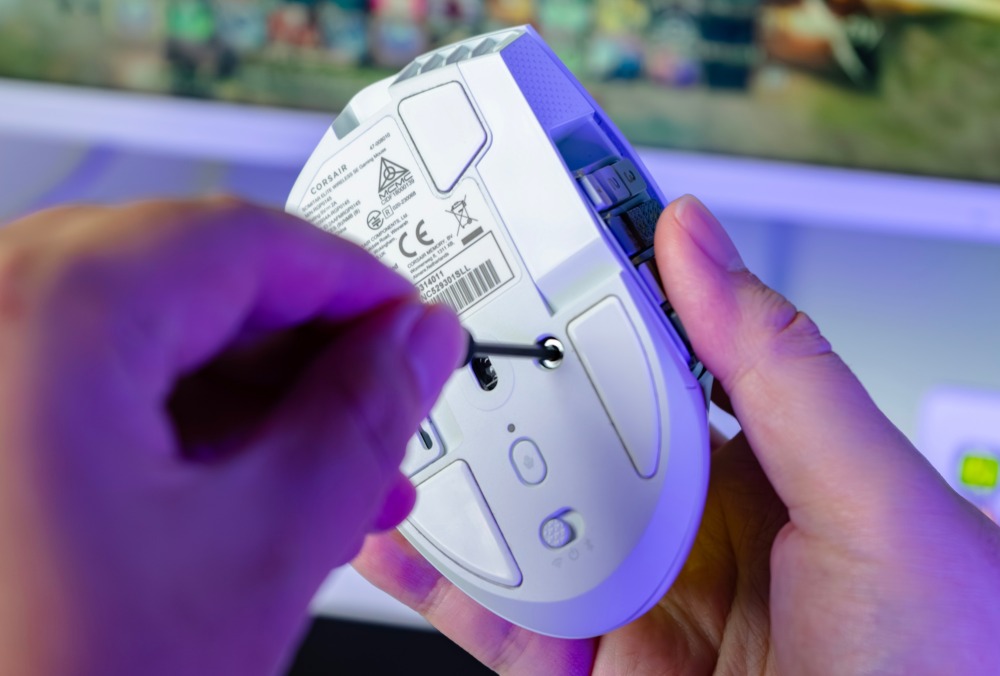 Corsair Scimitar Elite Wireless Review (7)