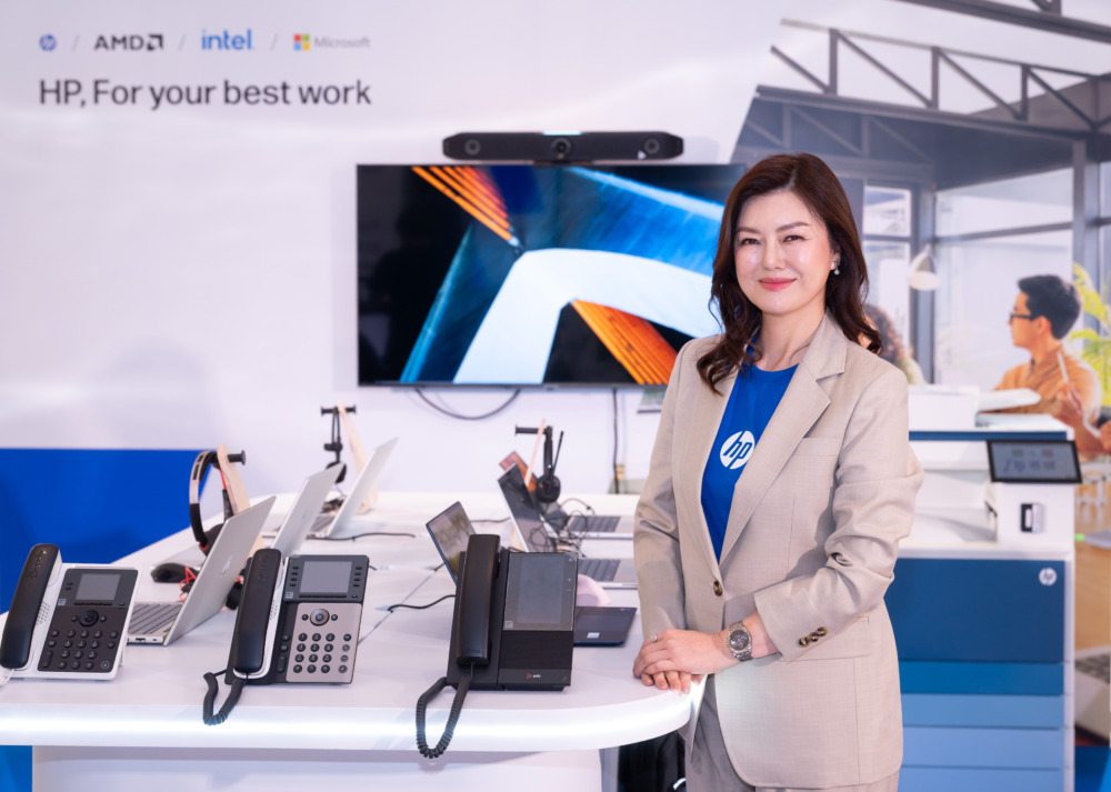 ‘HP, For Your Best Work’ เดินหน้าขับเคลื่อน AI ปลดล็อกทุกข้อจำกัด ยกระดับการทำงานให้คนไทย 2 Hp Elevate 2026 Varanit Product Showcase Shot